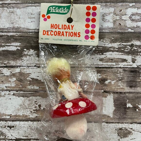 Vintage Christmas Yuletide Pixie Elf Knee Hugger on Mushroom Ornament - Picture 3 of 10